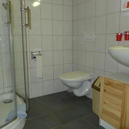 Sleeps 10 Wifi