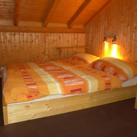Sleeps 10 Wifi 度假居 琪纳尔