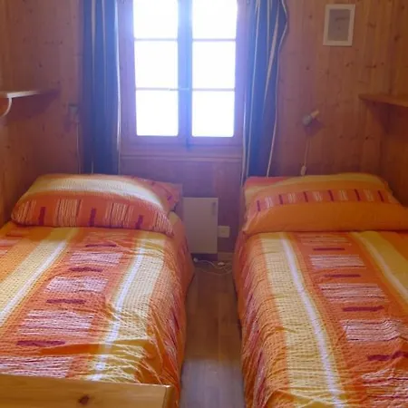 度假居 Sleeps 10 Wifi *